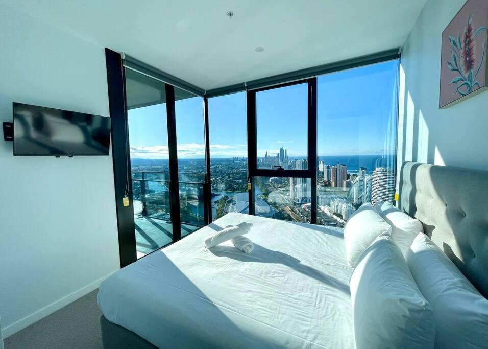 Stunning Oceanview 2Br In The Heart Of Broadbeach 44F Daire Gold Coast Dış mekan fotoğraf